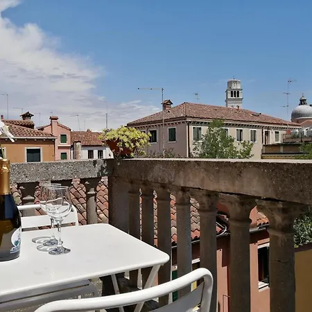 Biennale 252 Lägenhet Venedig