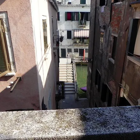 Biennale 252 Lägenhet Venedig