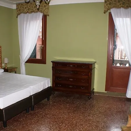 双年展252公寓 * 威尼斯