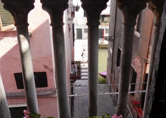 Apartman Biennale 252 Velence